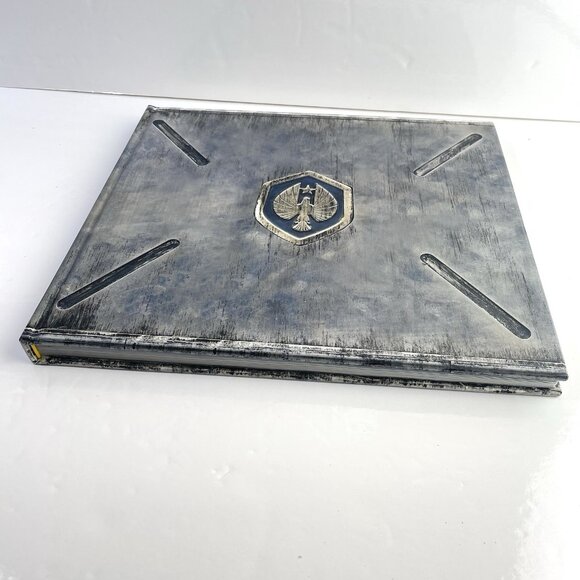 Pacific Rim - Man, Machines & Monsters hardcover book No Slipcover - Picture 5 of 11